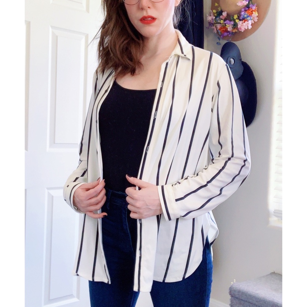 Sweet Rain White & Black Striped Button Up Shirt